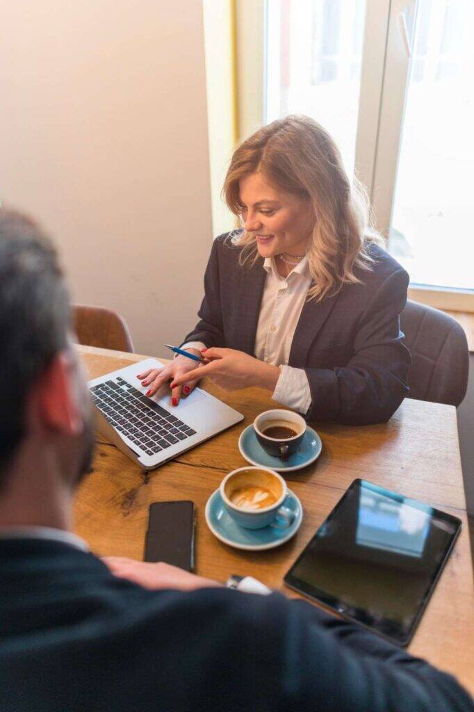 mobile-app-developers-in-poland-strategy-meeting